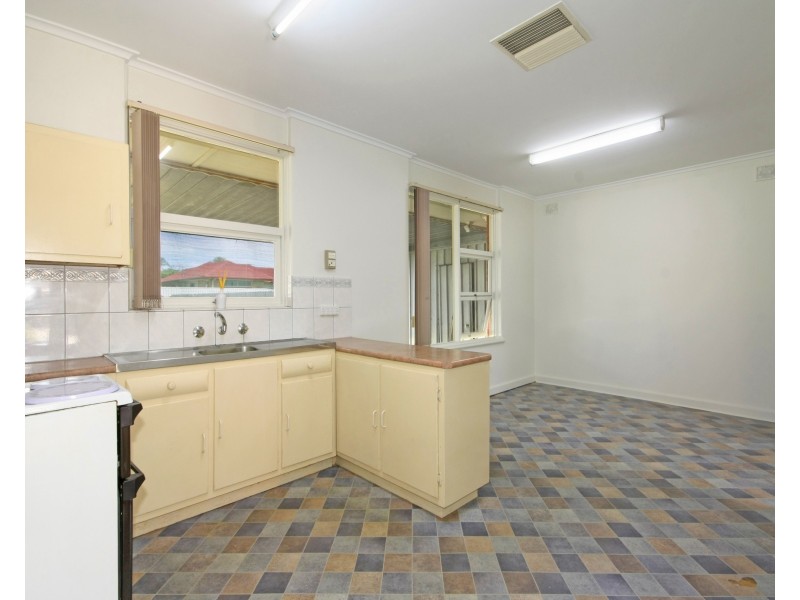 19 Greenbank Grove, Hackham West SA 5163