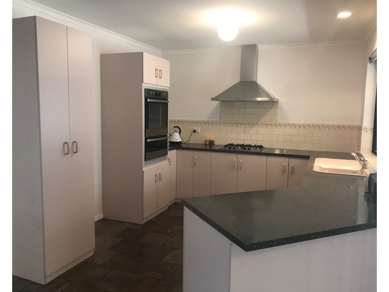 24  Shropshire Close, Old Reynella SA 5161