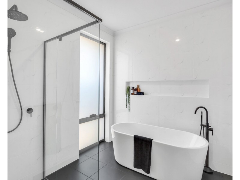 8 Tilbrook Crescent, South Brighton SA 5048