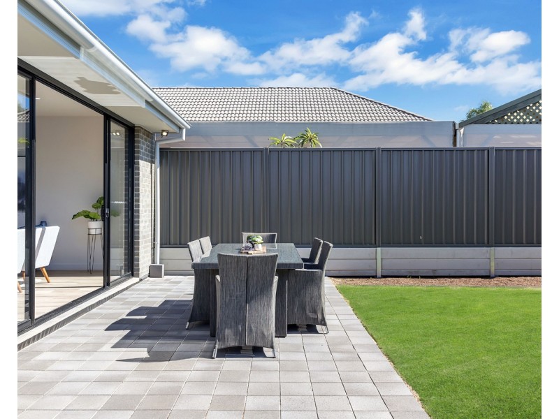 8 Tilbrook Crescent, South Brighton SA 5048