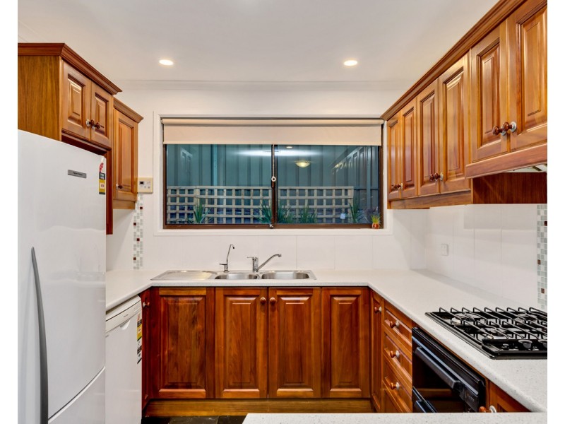 12 Lyons Circuit, Trott Park SA 5158