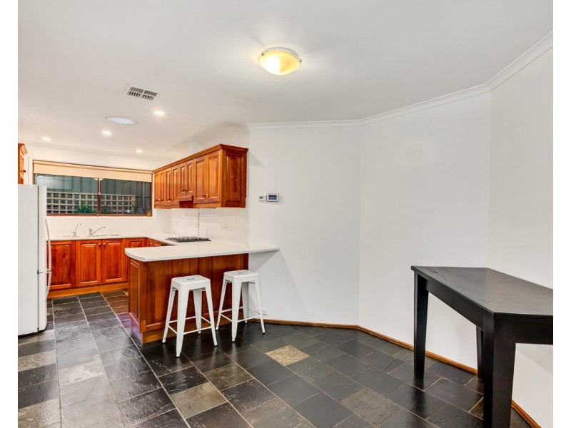 12 Lyons Circuit, Trott Park SA 5158