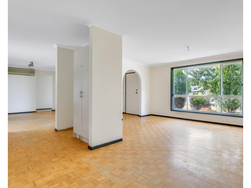 53 Mawson Circuit, Woodcroft SA 5162