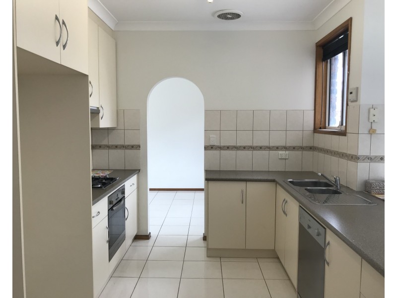 4 Traeger Court, Woodcroft SA 5162