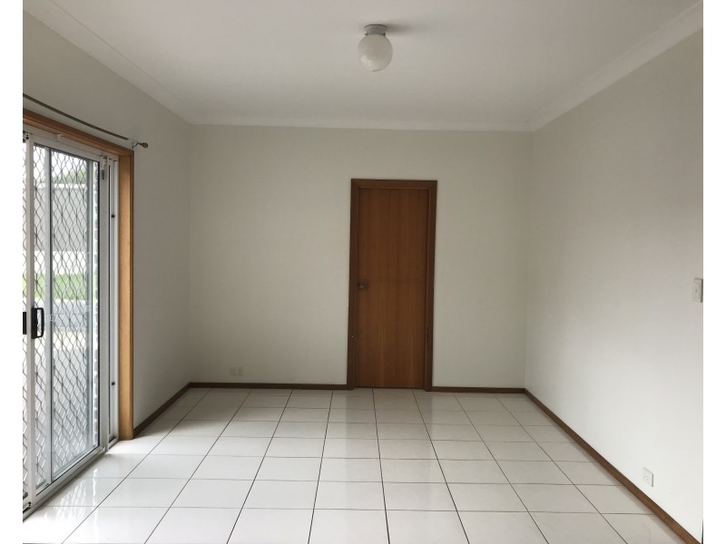 4 Traeger Court, Woodcroft SA 5162