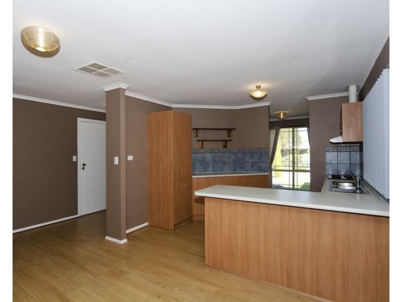 2 Cardiff Walk, Seaford SA 5169