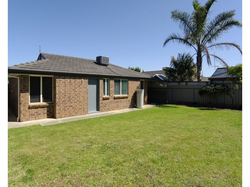 2 Cardiff Walk, Seaford SA 5169