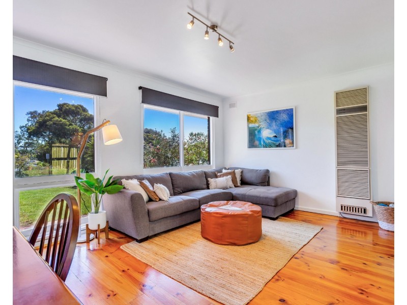 10 Gretel Crescent, Hallett Cove SA 5158