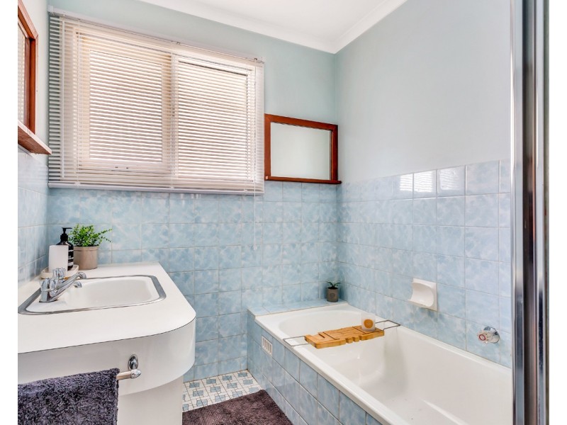 10 Gretel Crescent, Hallett Cove SA 5158