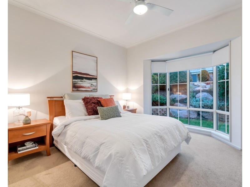 24 Gateacre Brow, Onkaparinga Hills SA 5163