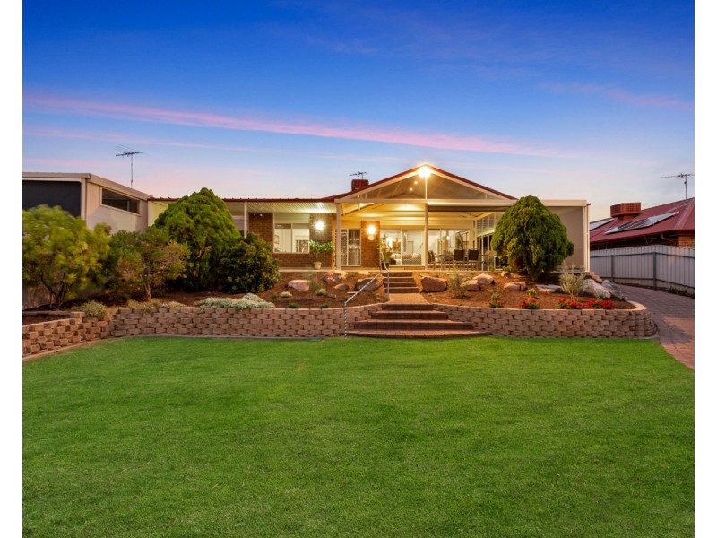 24 Gateacre Brow, Onkaparinga Hills SA 5163