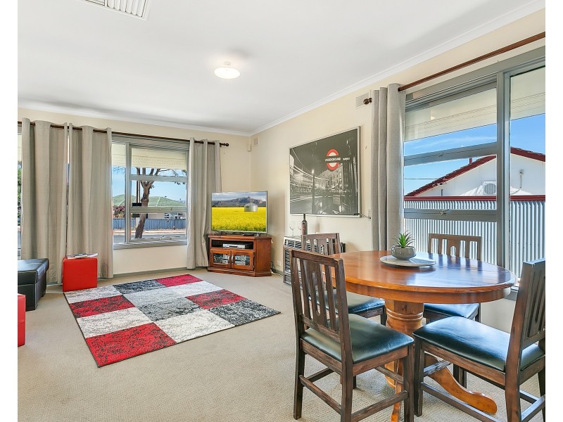 9 Marcian Street, Christie Downs SA 5164