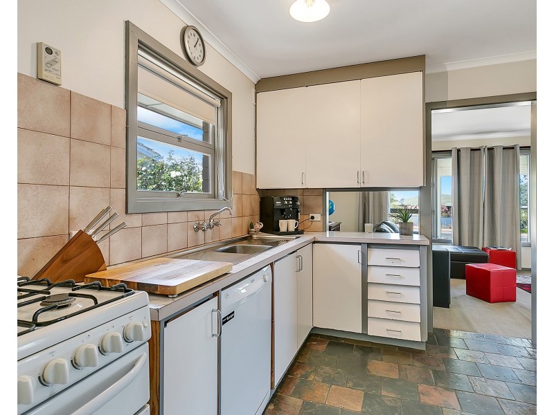 9 Marcian Street, Christie Downs SA 5164