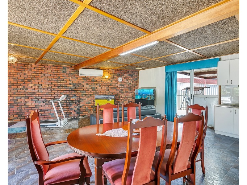 9 Marcian Street, Christie Downs SA 5164
