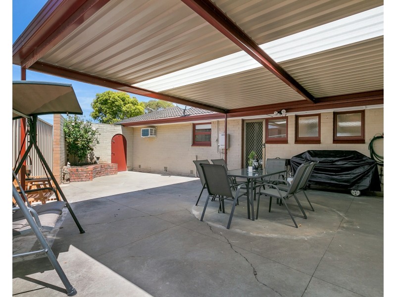 9 Marcian Street, Christie Downs SA 5164