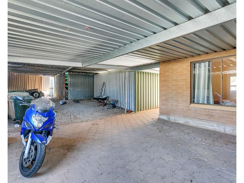 9 Marcian Street, Christie Downs SA 5164