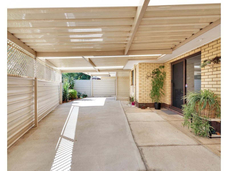 2/155 States Road, Morphett Vale SA 5162