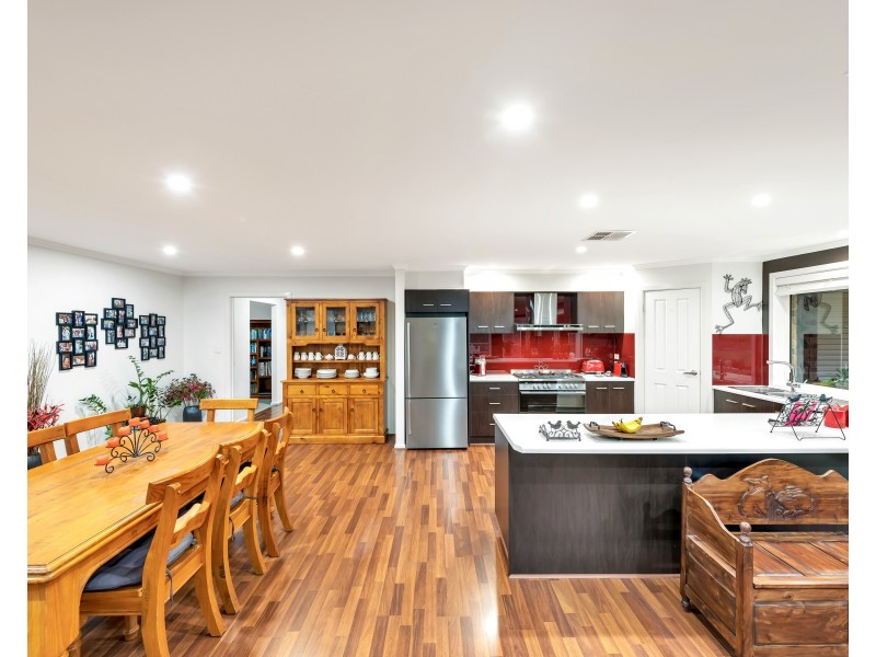 14 Paula Court, Mclaren Flat SA 5171