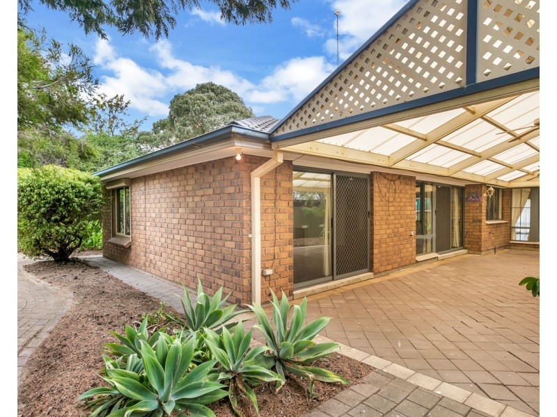 4 Wareham Place, Onkaparinga Hills SA 5163