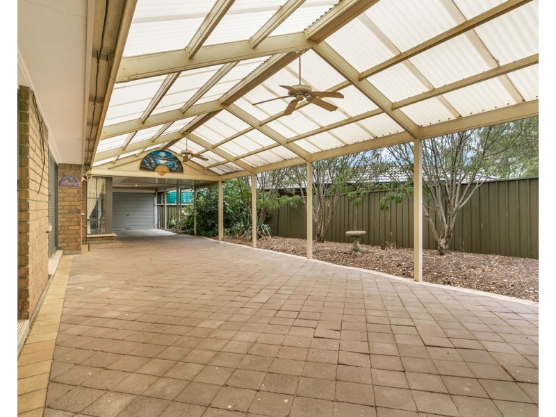 4 Wareham Place, Onkaparinga Hills SA 5163