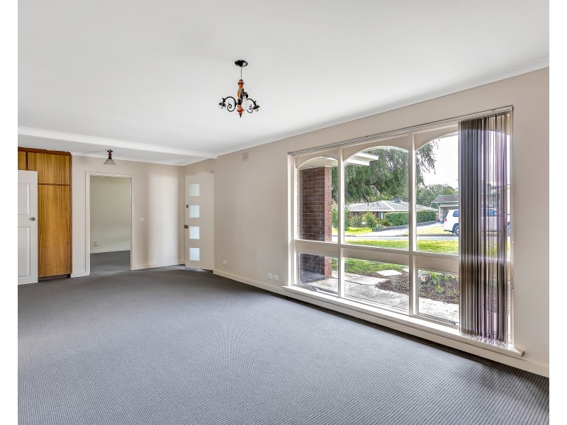 10 Kimberly Way, Happy Valley SA 5159