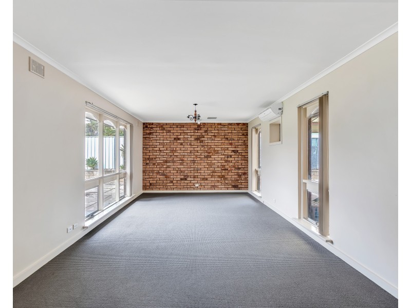 10 Kimberly Way, Happy Valley SA 5159