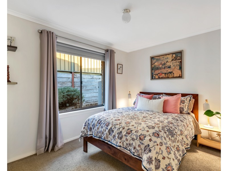 23 Slade Crescent, Hallett Cove SA 5158