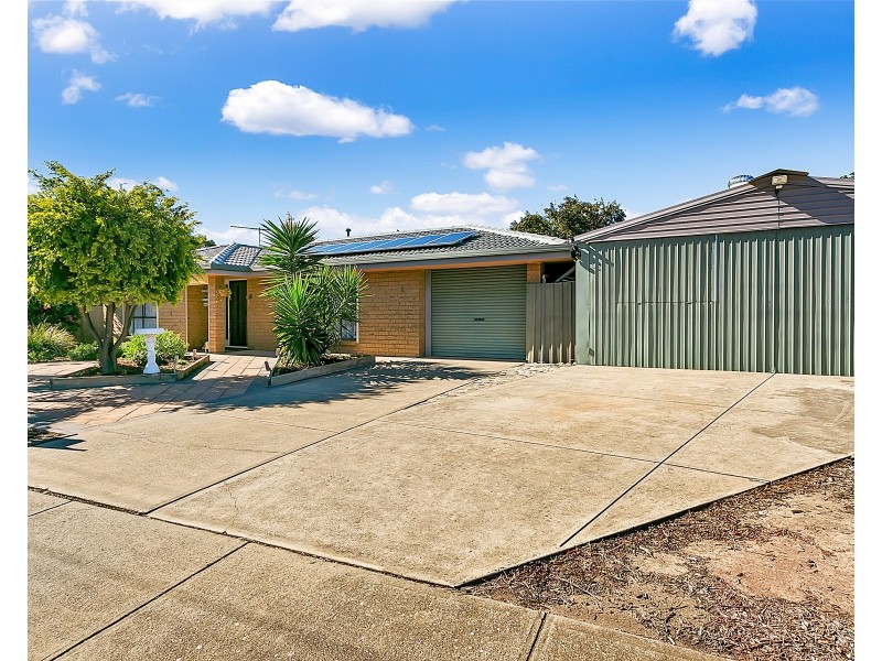 6 Stirling Drive, Morphett Vale SA 5162