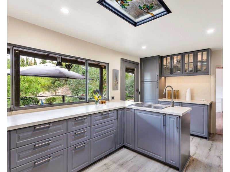 231 Chandlers Hill Road, Aberfoyle Park SA 5159