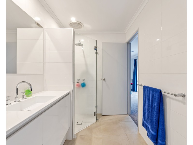 38 Spriggs Road, Onkaparinga Hills SA 5163