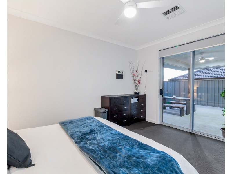 18 Rockport Road, Seaford Heights SA 5169