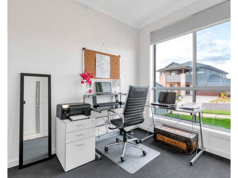 18 Rockport Road, Seaford Heights SA 5169