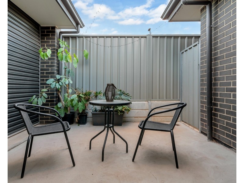 18 Rockport Road, Seaford Heights SA 5169