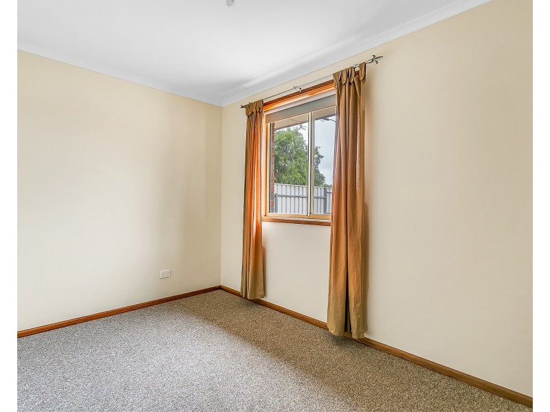 52 Sir James Hardy Way, Woodcroft SA 5162