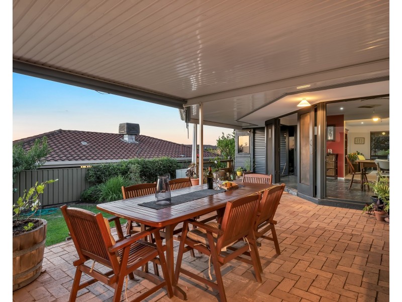 23 Slade Crescent, Hallett Cove SA 5158