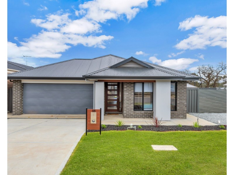 18 Parkindula Drive, Mount Barker SA 5251