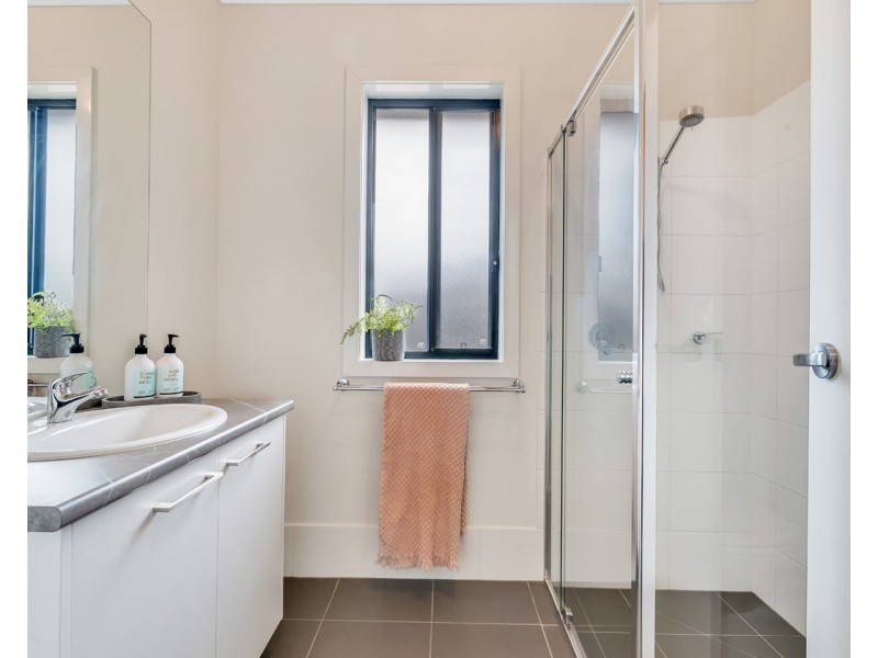 18 Parkindula Drive, Mount Barker SA 5251