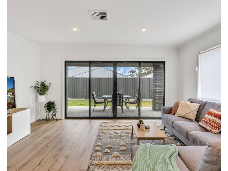 18 Parkindula Drive, Mount Barker SA 5251