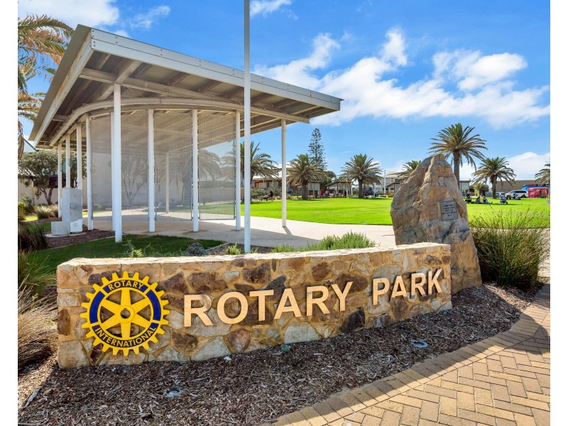 105/50 Esplanade, Christies Beach SA 5165