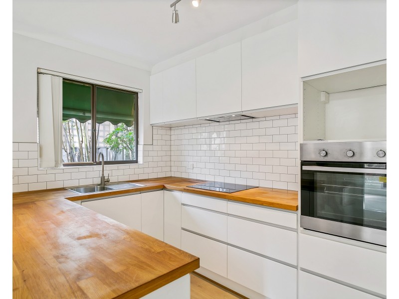 13 Methodist Street, Willunga SA 5172