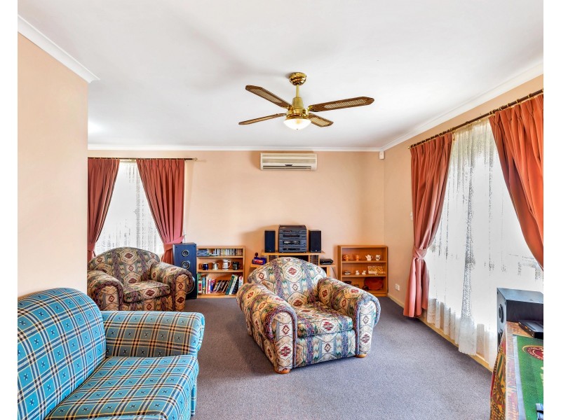 44 Odessa Drive, Woodcroft SA 5162