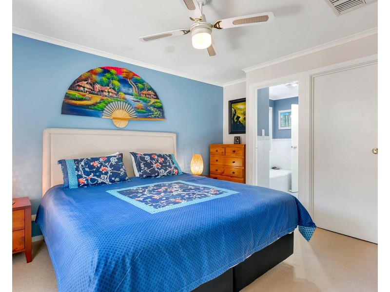 3 Dorrien Avenue, Woodcroft SA 5162