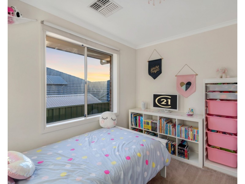 13 Bradbury Court, Hallett Cove SA 5158