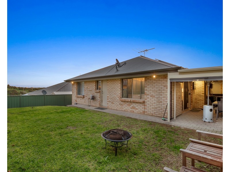13 Bradbury Court, Hallett Cove SA 5158