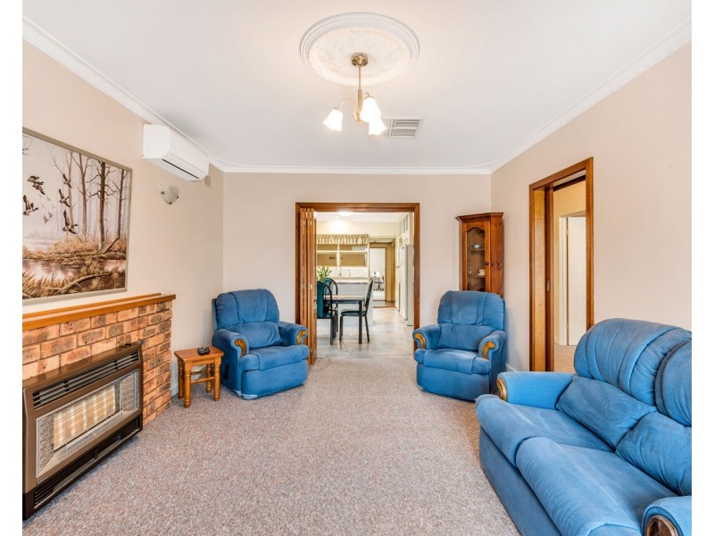 21 Salisbury Avenue, Morphett Vale SA 5162