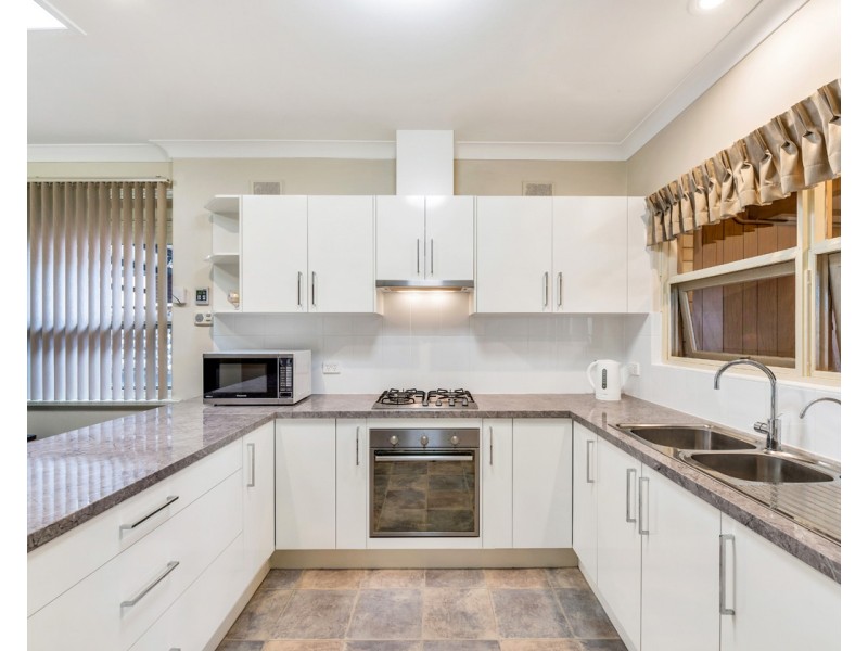 21 Salisbury Avenue, Morphett Vale SA 5162