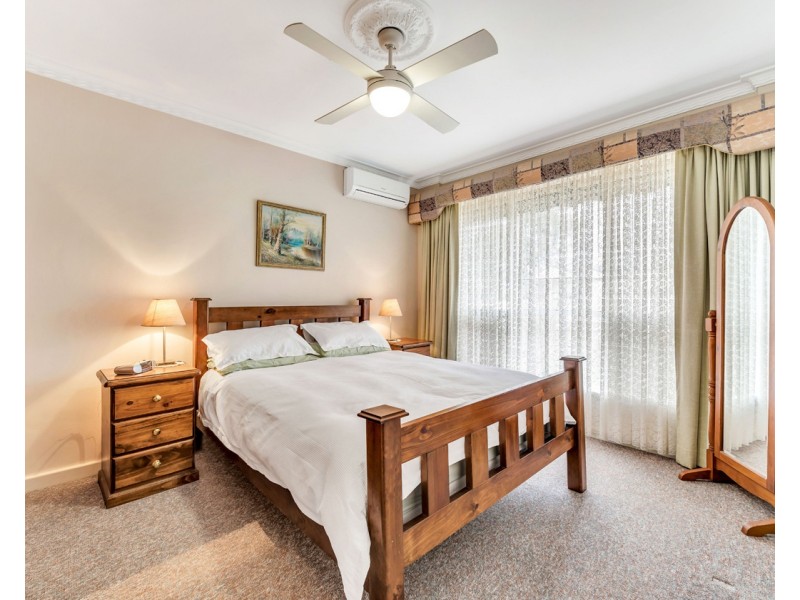 21 Salisbury Avenue, Morphett Vale SA 5162
