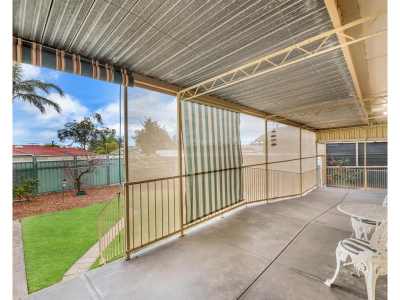 21 Salisbury Avenue, Morphett Vale SA 5162