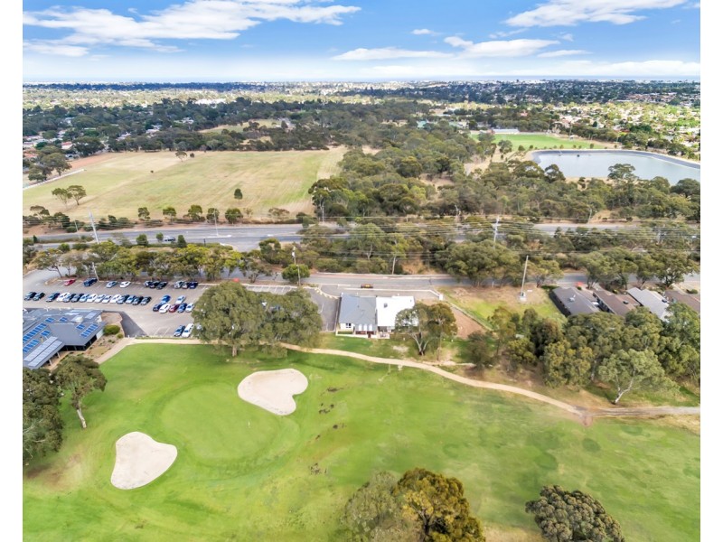 54 Golf Course Drive, Woodcroft SA 5162