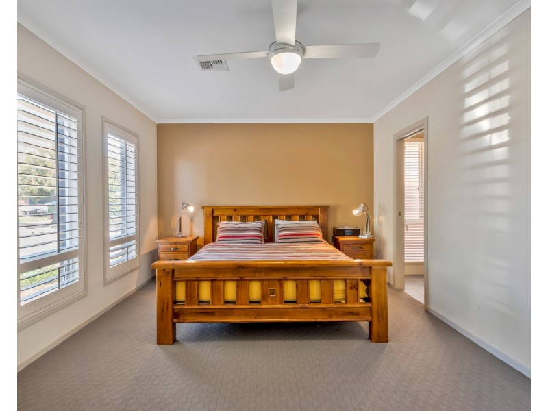 9 Miranda Place, Seaford Meadows SA 5169